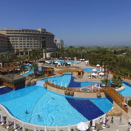 Resort Fame Lara &