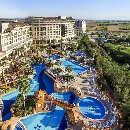 Resort Fame Lara &